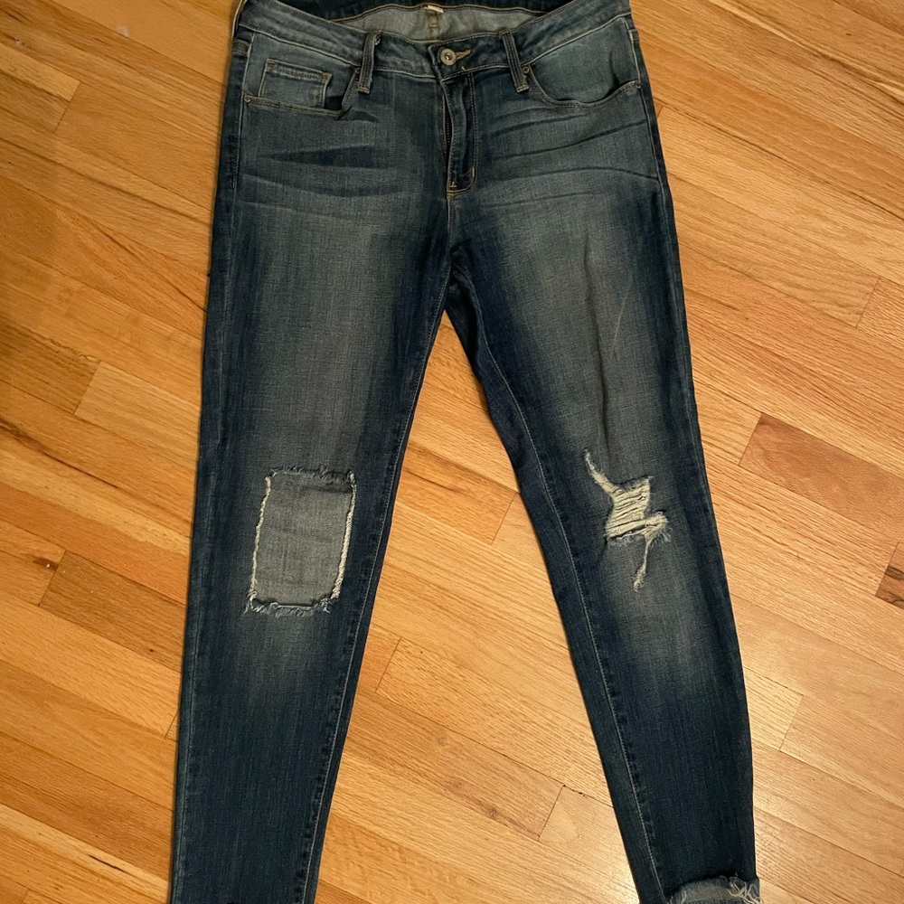 JUST BLACK ripped skinny jeans